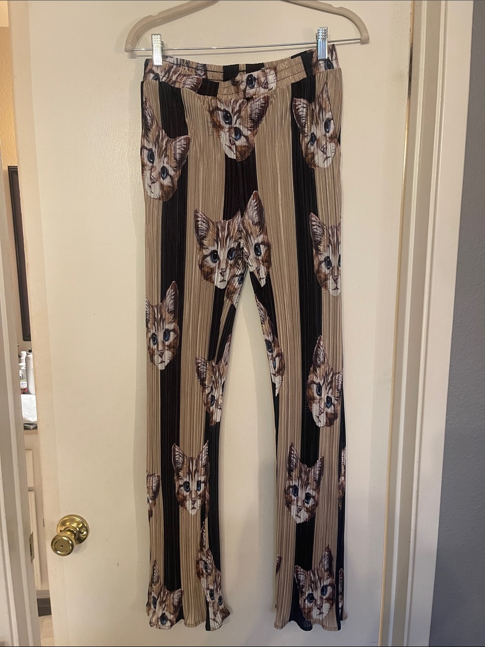Dressed in LALA cat pants NWOT size small